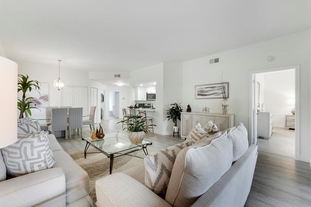 7860 Seville Place 2203, Boca Raton, FL 33433