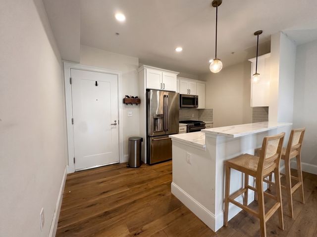 29-31 Ward Street 301, Boston, MA 02127