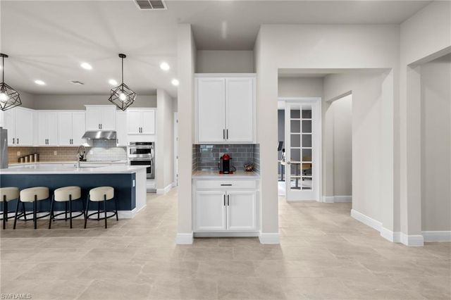 3419 Pilot CIR, Naples, FL 34120