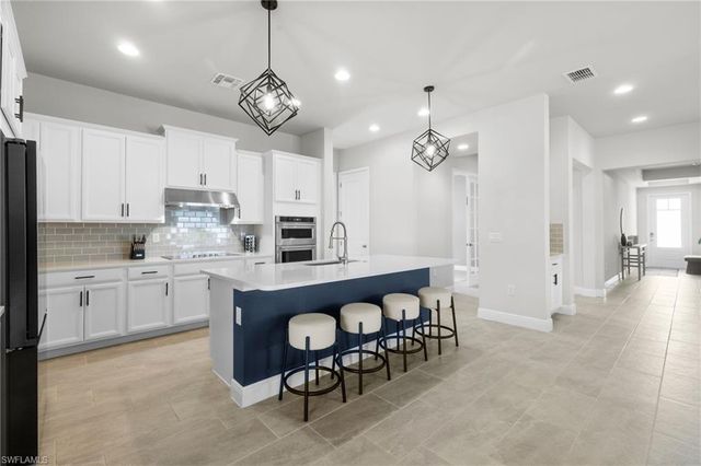 3419 Pilot CIR, Naples, FL 34120