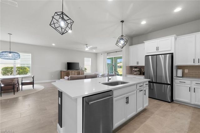 3419 Pilot CIR, Naples, FL 34120