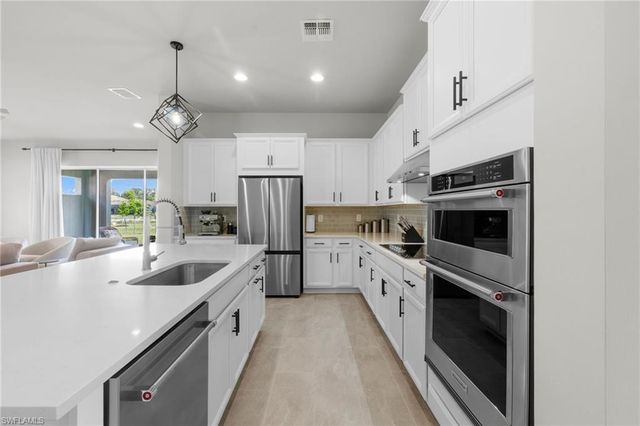 3419 Pilot CIR, Naples, FL 34120