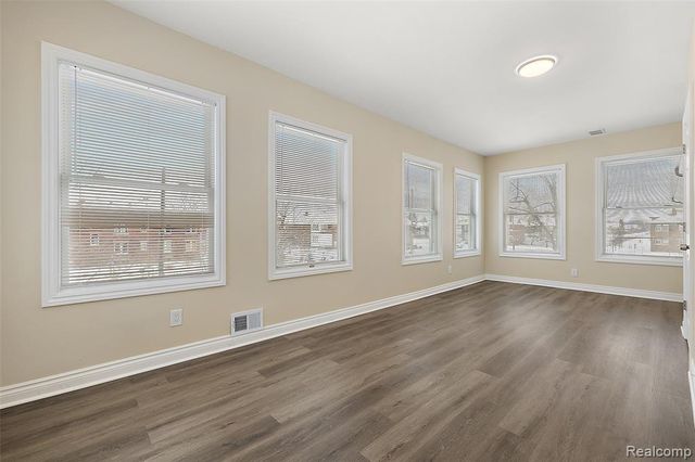 2080 Gladstone Street, Detroit, MI 48206