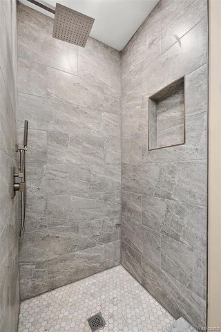 2080 Gladstone Street, Detroit, MI 48206