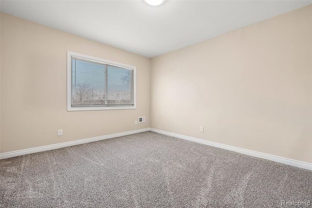 2080 Gladstone Street, Detroit, MI 48206