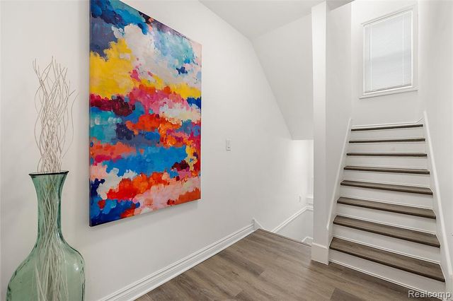 2080 Gladstone Street, Detroit, MI 48206