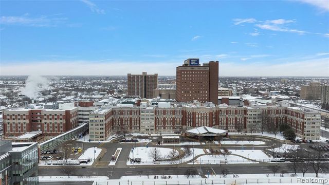 2080 Gladstone Street, Detroit, MI 48206