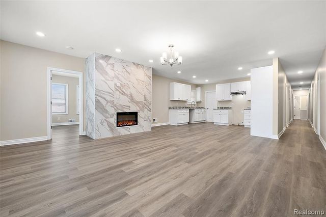 2080 Gladstone Street, Detroit, MI 48206