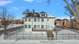 2080 Gladstone Street, Detroit, MI 48206