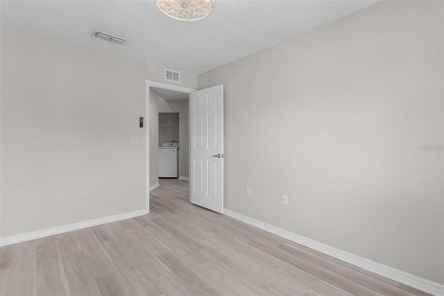 5308 BOWLINE COURT, Oxford, FL 34484