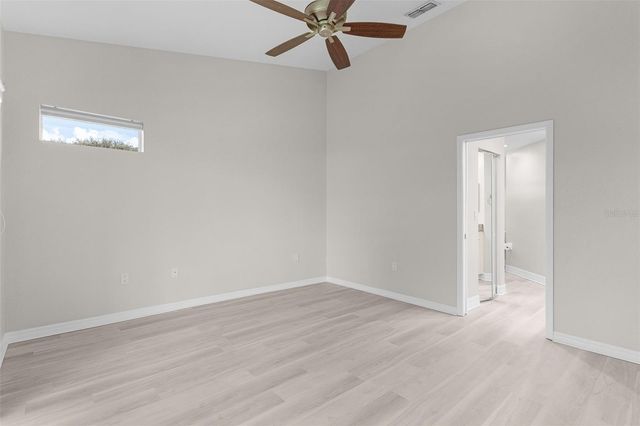 5308 BOWLINE COURT, Oxford, FL 34484
