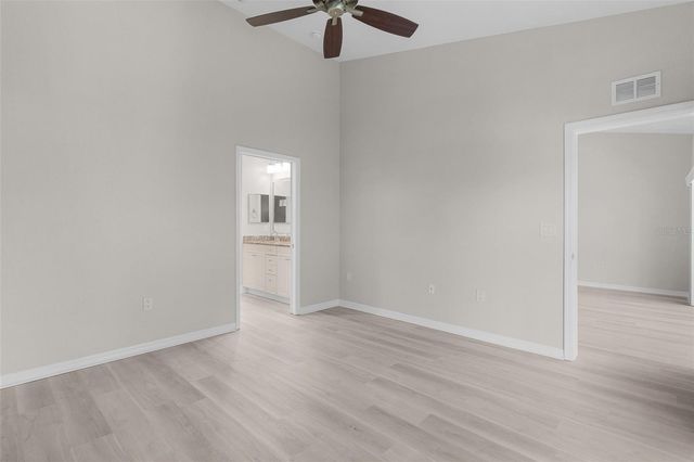 5308 BOWLINE COURT, Oxford, FL 34484
