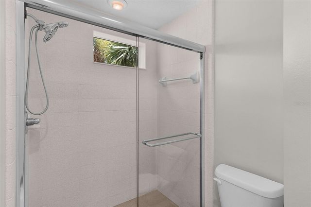 5308 BOWLINE COURT, Oxford, FL 34484