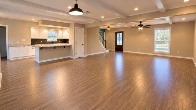 676 Ravensworth Drive, Conroe, TX 77302