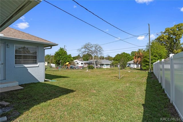 605 W Buttonbush Drive, Beverly Hills, FL 34465