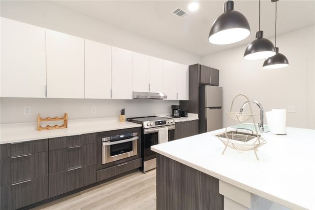 240 Martha Drive 140, Athens, GA 30606