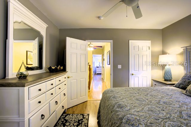 43 Folly Field Rd Apt 17, Hilton Head Island, SC 29928