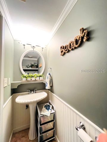 43 Folly Field Rd Apt 17, Hilton Head Island, SC 29928