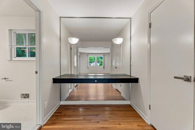 4631 HAWKSBURY RD, Baltimore, MD 21208