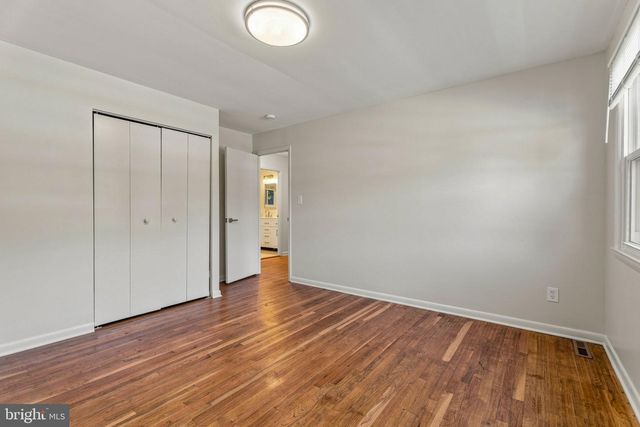 4631 HAWKSBURY RD, Baltimore, MD 21208