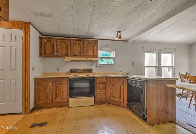 4329 Stanley Valley Road, Church Hill, TN 37642