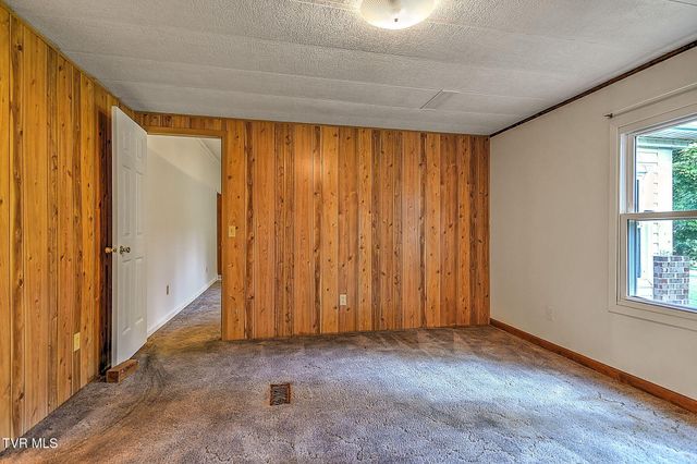 4329 Stanley Valley Road, Church Hill, TN 37642