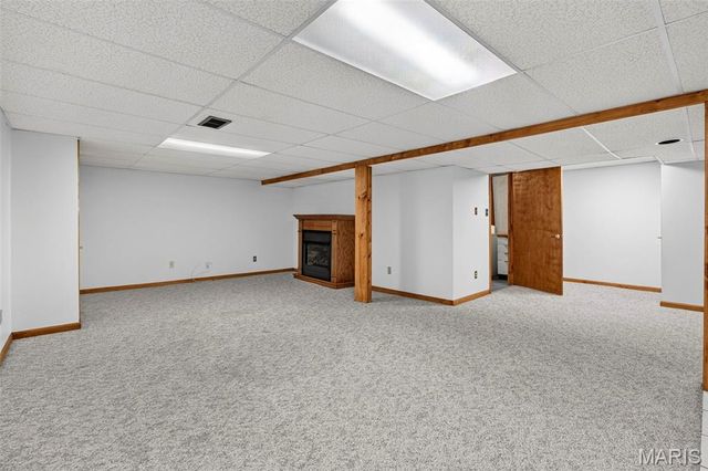 1011 Hawthorn Avenue, St Charles, MO 63301