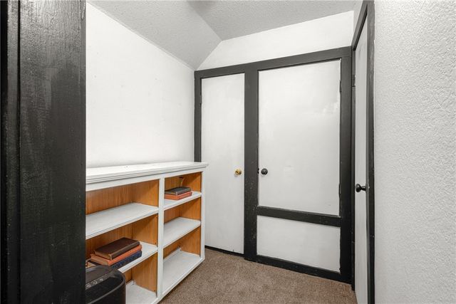 1009 Lilac Street, Rogers, AR 72756