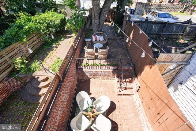 142 D ST SE, Washington, DC 20003