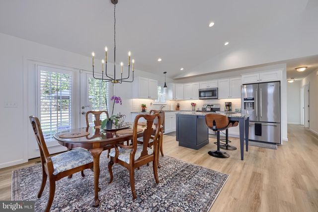 2521 EDGEWOOD LN, York, PA 17403