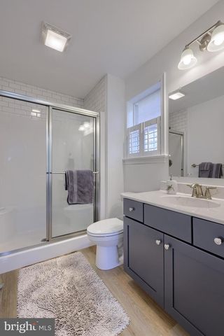 2521 EDGEWOOD LN, York, PA 17403