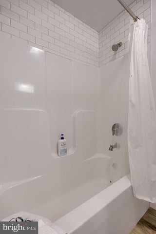 2521 EDGEWOOD LN, York, PA 17403