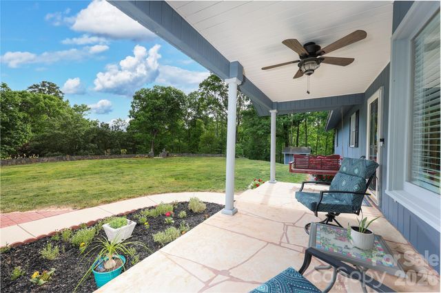 7362 Volunteer Rescue Road, Denton, NC 27239