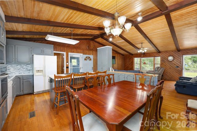 7362 Volunteer Rescue Road, Denton, NC 27239