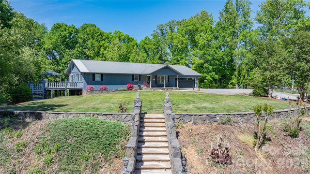 7362 Volunteer Rescue Road, Denton, NC 27239