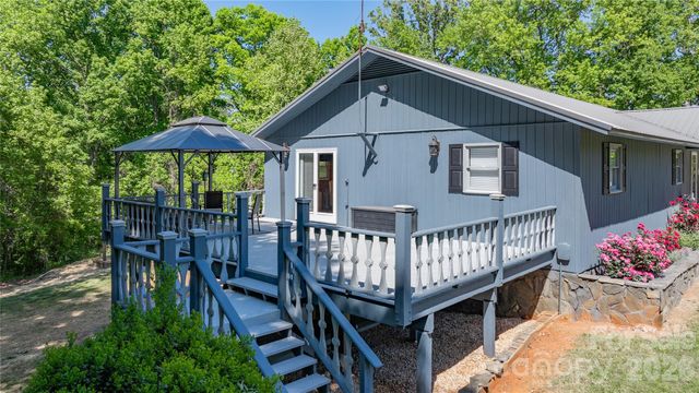 7362 Volunteer Rescue Road, Denton, NC 27239