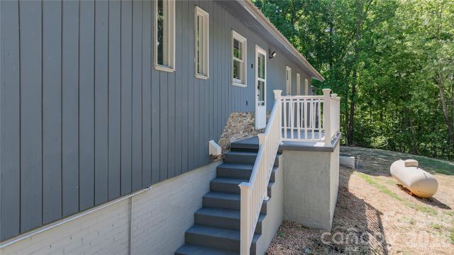 7362 Volunteer Rescue Road, Denton, NC 27239