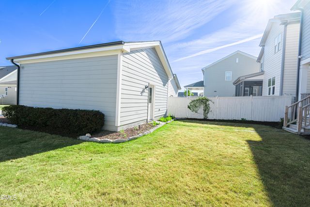 303 Quarter Gate Trace, Chapel Hill, NC 27516