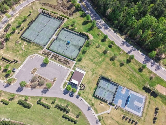 303 Quarter Gate Trace, Chapel Hill, NC 27516