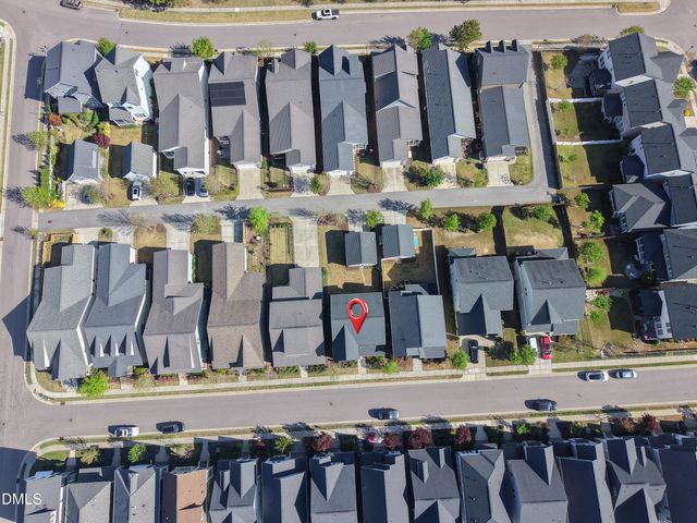 303 Quarter Gate Trace, Chapel Hill, NC 27516