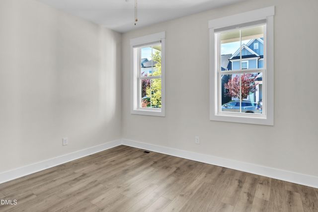 303 Quarter Gate Trace, Chapel Hill, NC 27516