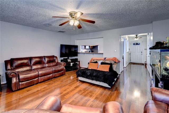 2934 Szetela CT, Hampton, VA 23666