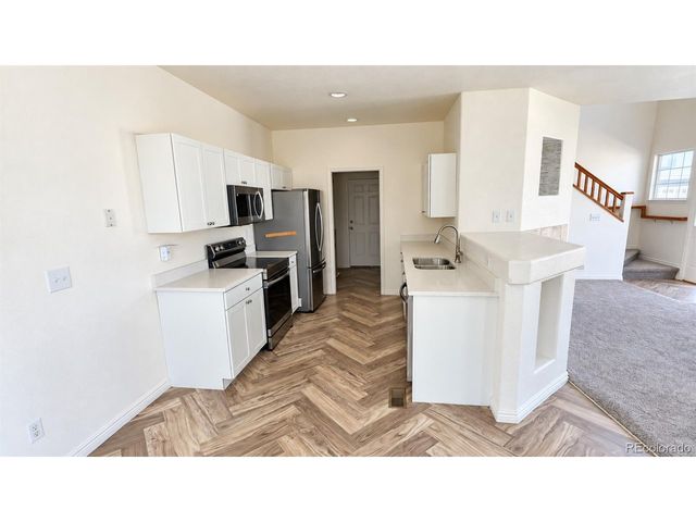 3000 E 112th Ave 61, Northglenn, CO 80233