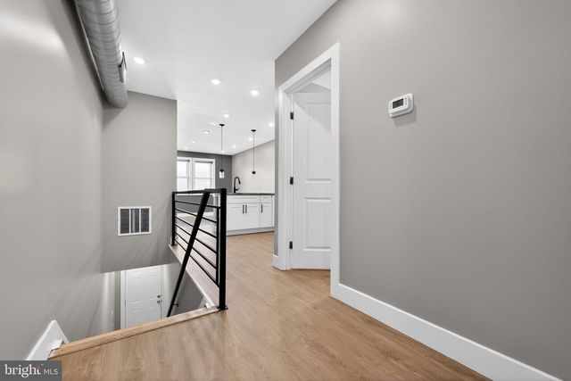 707 EDGEMORE RD, Philadelphia, PA 19151