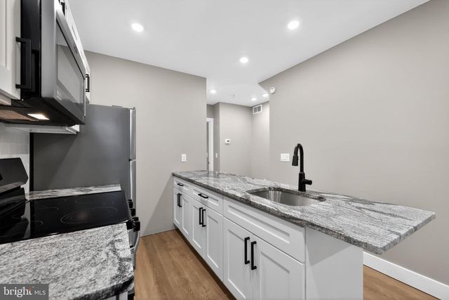 707 EDGEMORE RD, Philadelphia, PA 19151