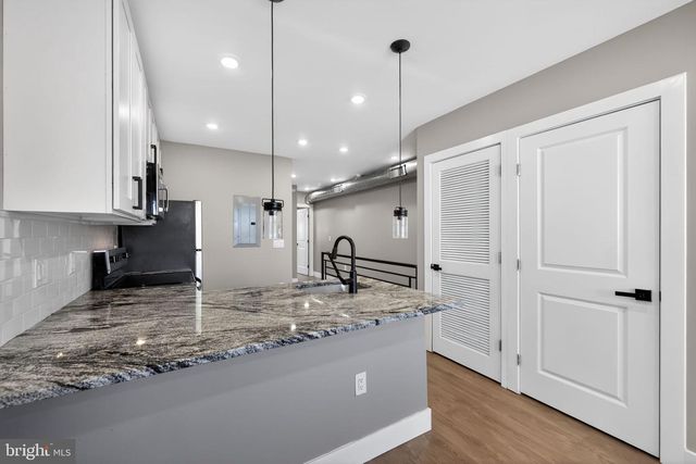 707 EDGEMORE RD, Philadelphia, PA 19151