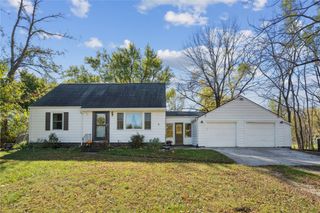 4809 McGowan Drive, Cedar Rapids, IA 52403