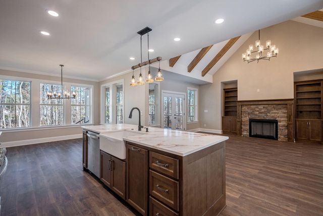 112 Elliott Circle, Mc Cormick, SC 29835