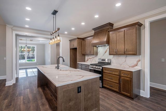 112 Elliott Circle, Mc Cormick, SC 29835