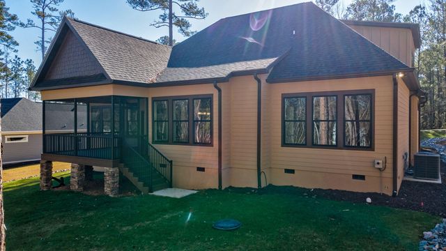 112 Elliott Circle, Mc Cormick, SC 29835